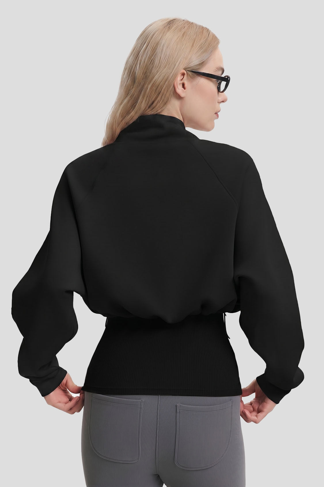 Damen-Sweatshirt mit doppelter Lage, schmaler Passform und halbem Reißverschluss HE022