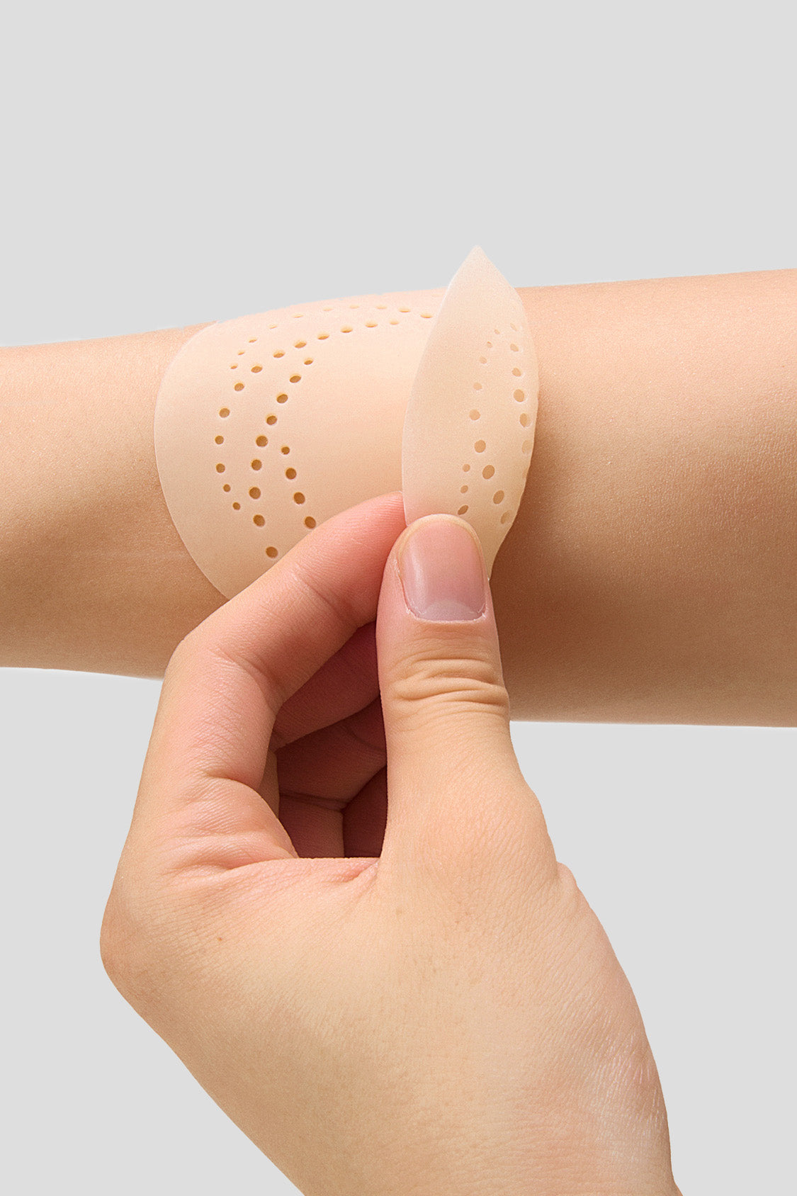 Women's Breathable Invisible Nipple Covers – 3 Pairs TH001