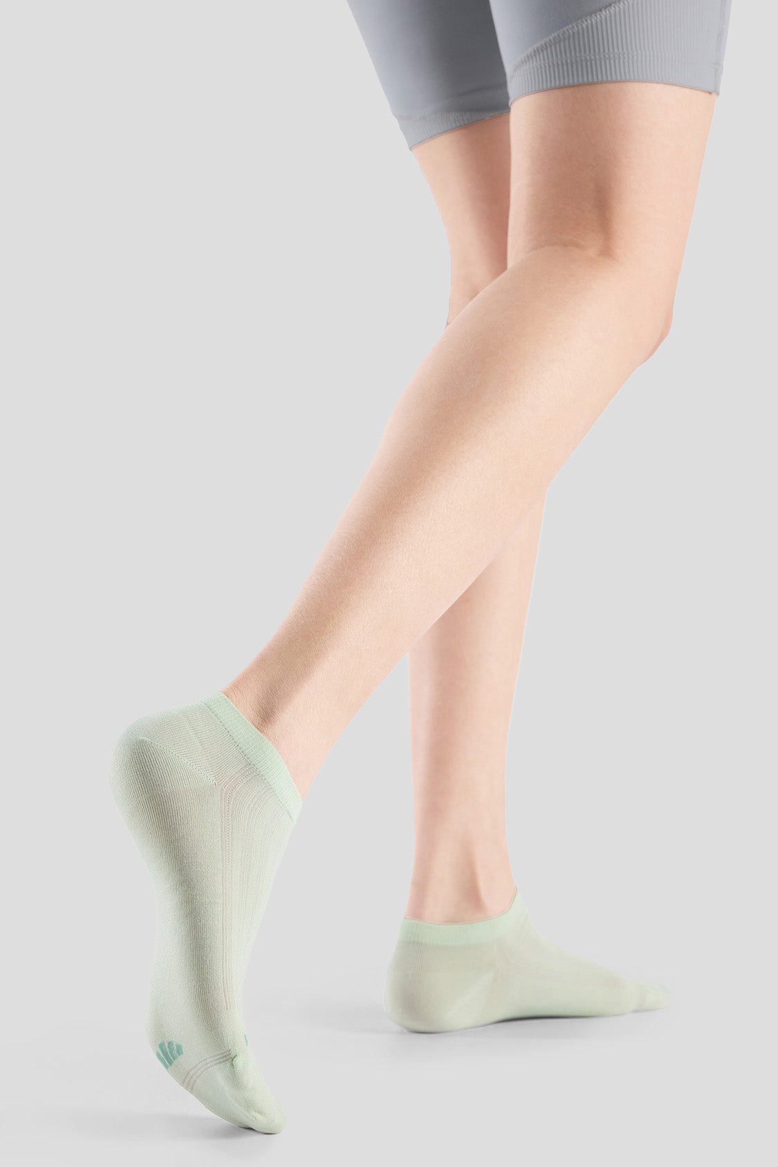 AirLite – Women’s Lightweight Breathable Ankle Socks (3-Pack)