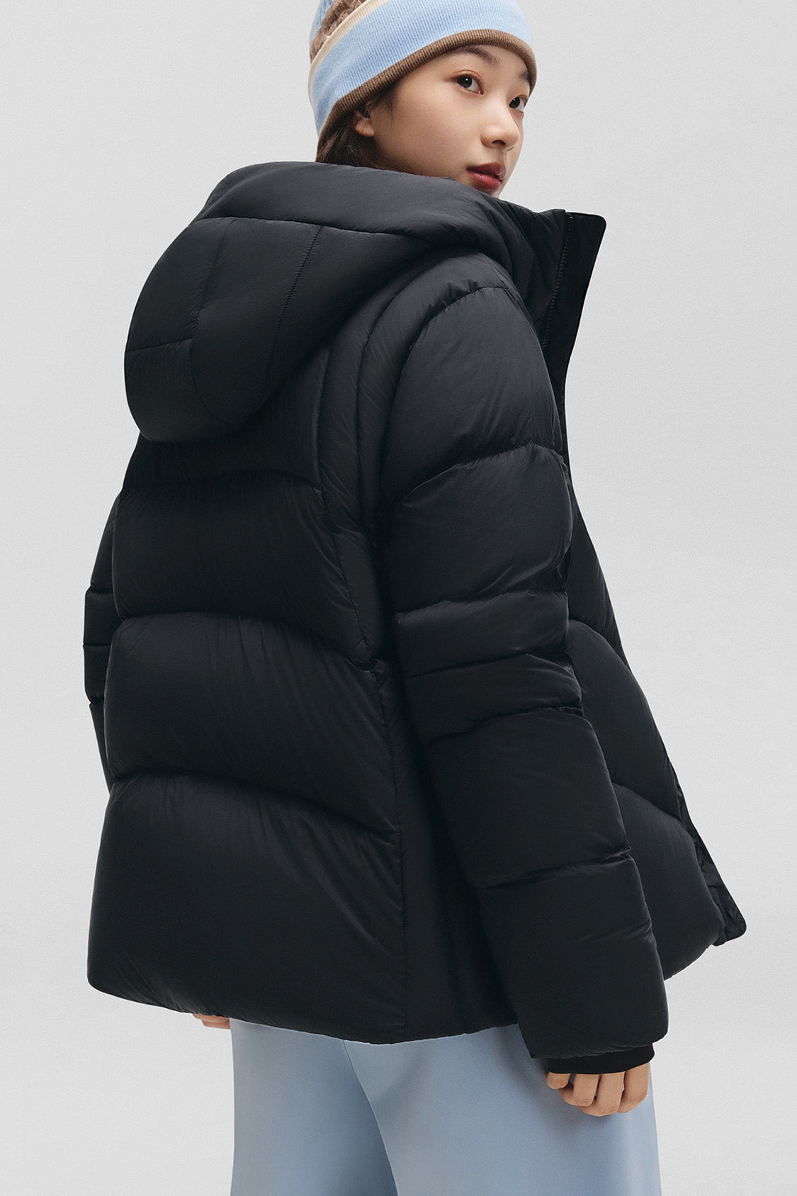 beneunder cloudloft – women’s high-loft down jacket (regular, extreme warmth) #color_black