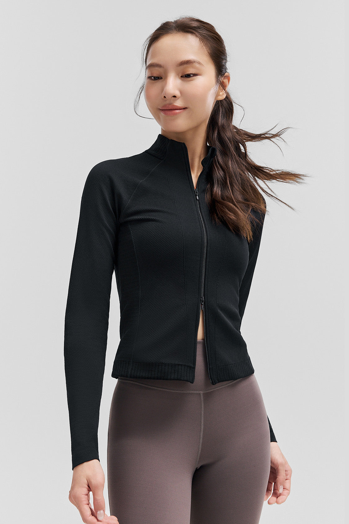 beneunder fullzipdry womens full zip quick dry shaping top #color_black