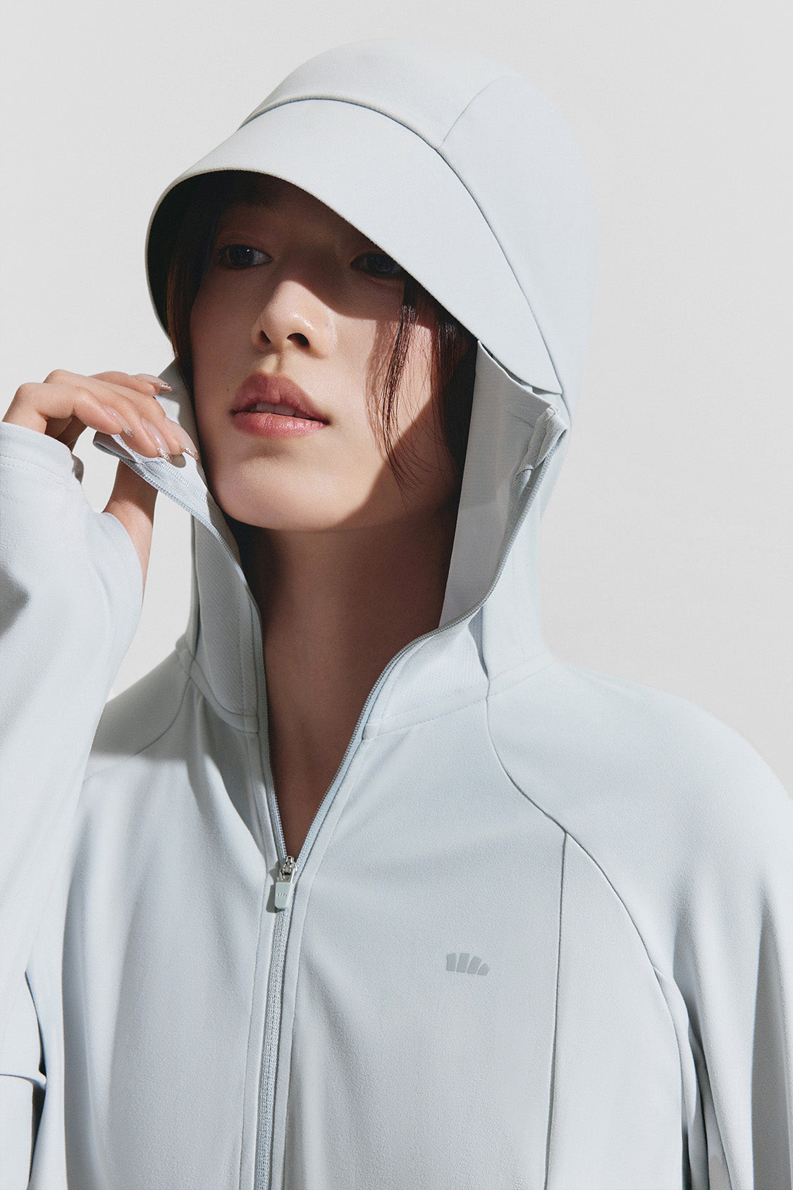 beneunder windglow womens windproof uvshield sport jacket upf50 #color_gray