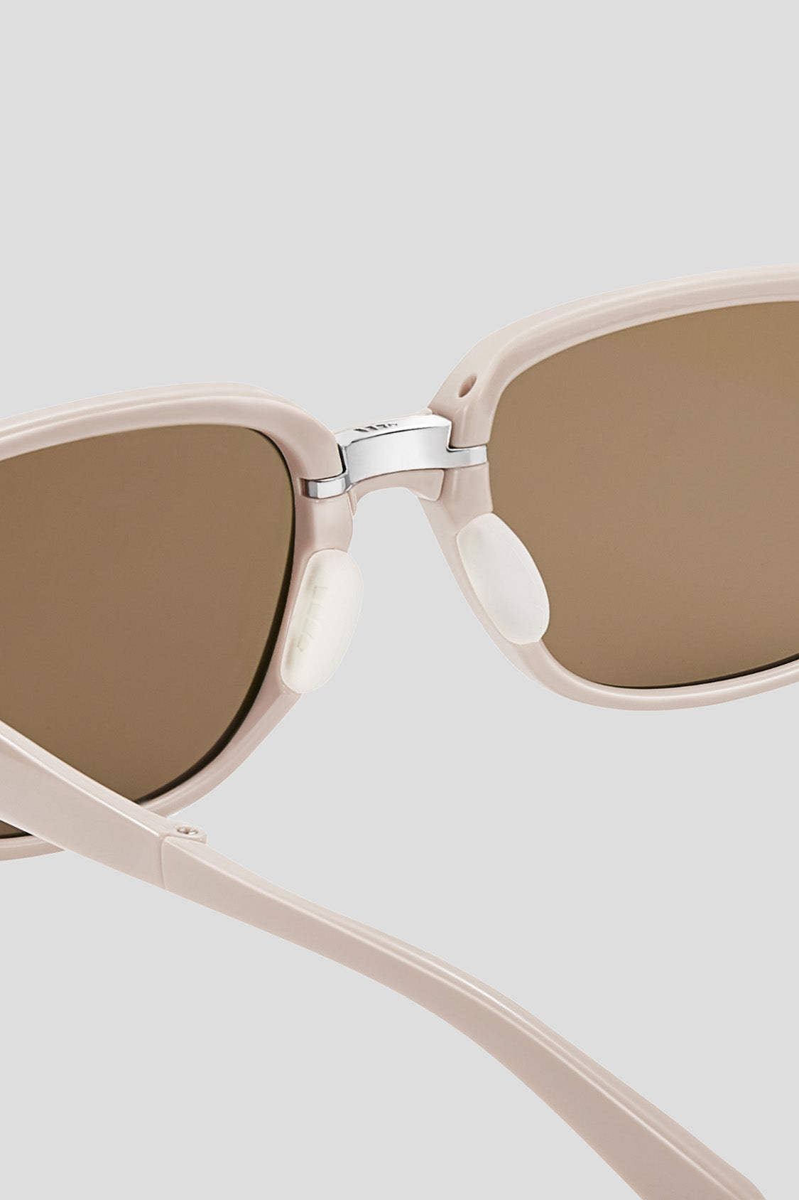 Small Square Frame Sunglasses UV 400 FD022