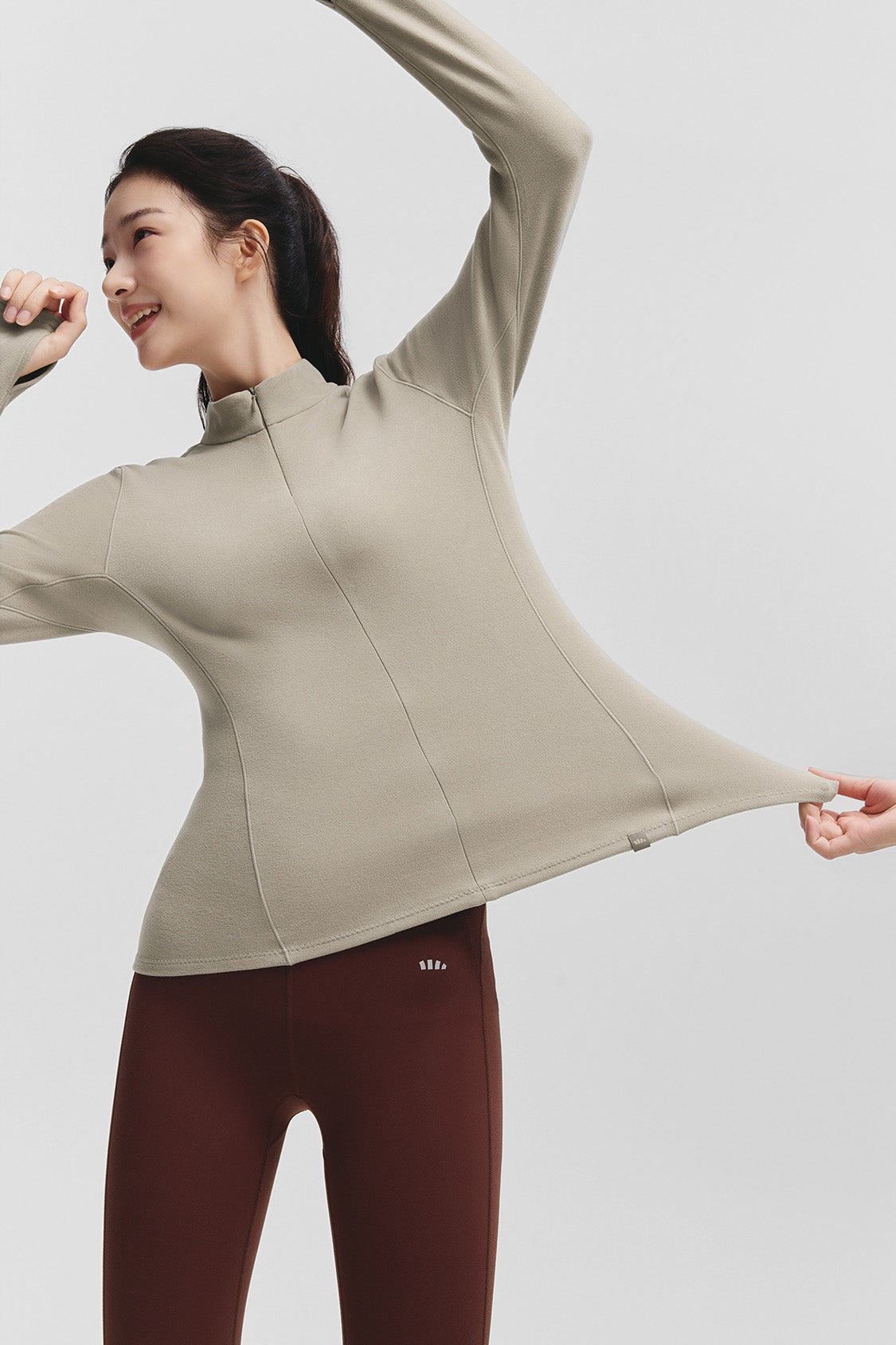 beneunder glacierzip womens medium warmth half zip fleece base layer #color_light brown