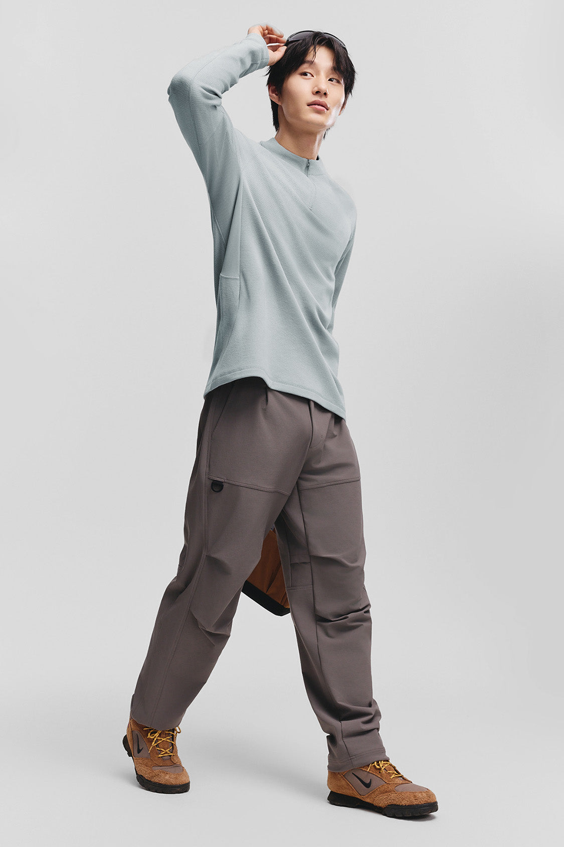 beneunder wickcore mens stand collar wicking base layer #color_light gray