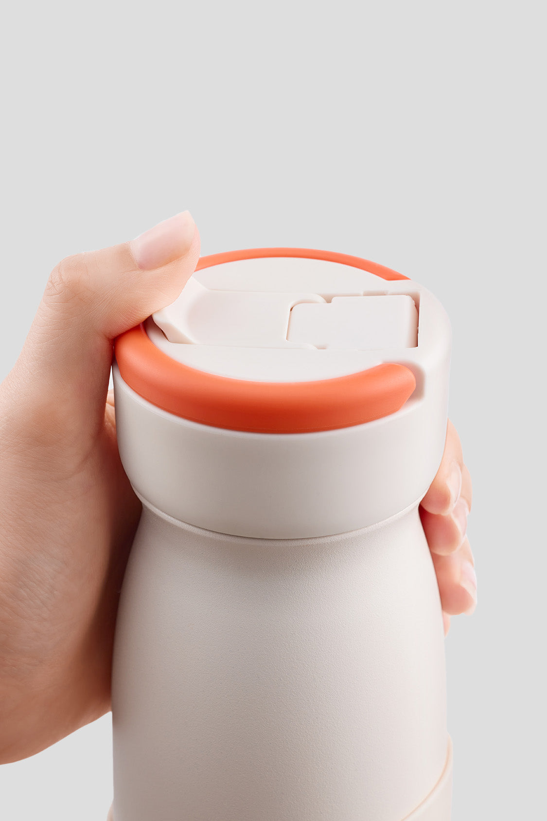 beneunder sports bottle #color_white