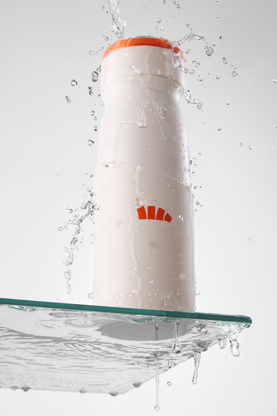 beneunder sports bottle #color_white