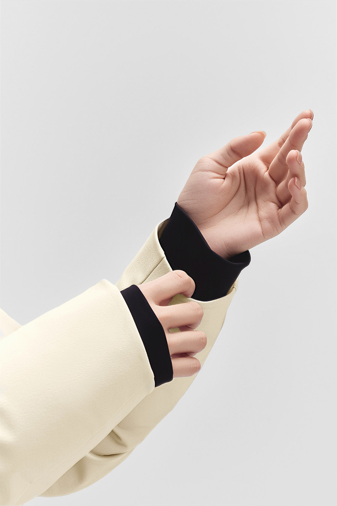 StormCurve – Women’s Windproof Waist-Cinched Down Coat (Mid-Length, Extreme Warmth)