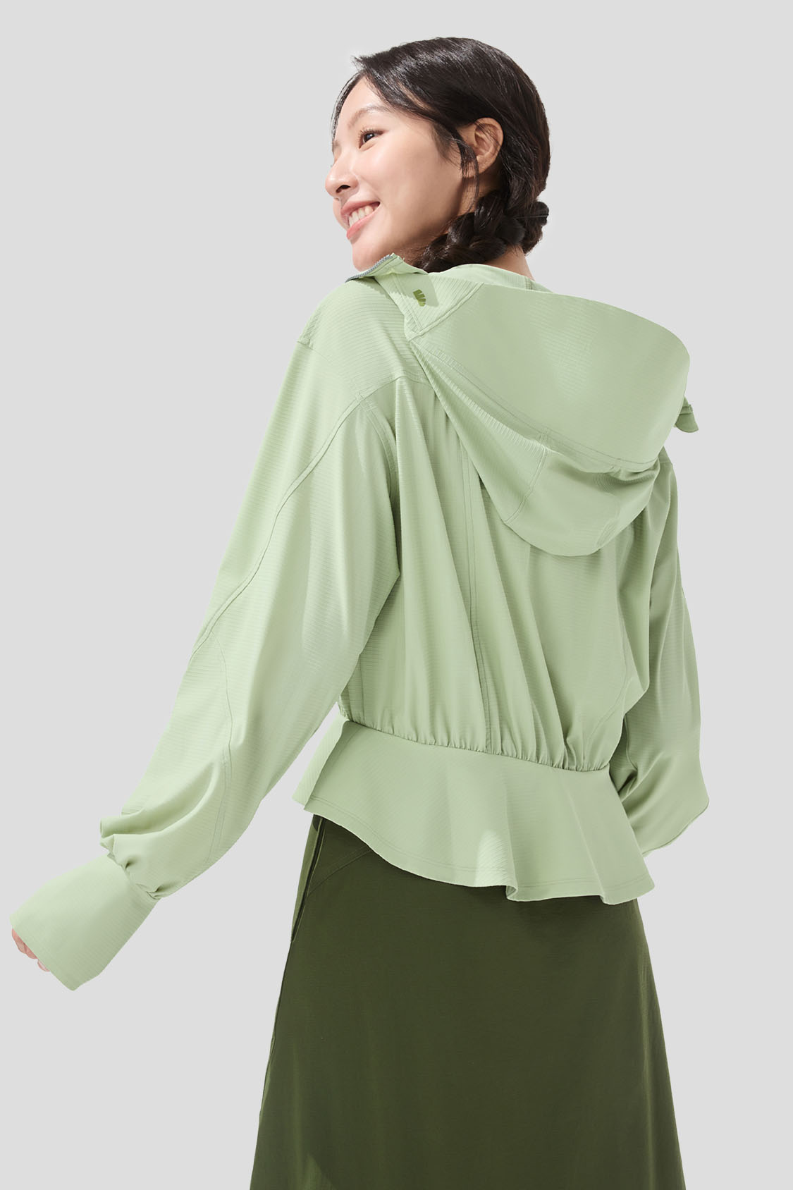 beneunder women's sun protection jacket #color_green