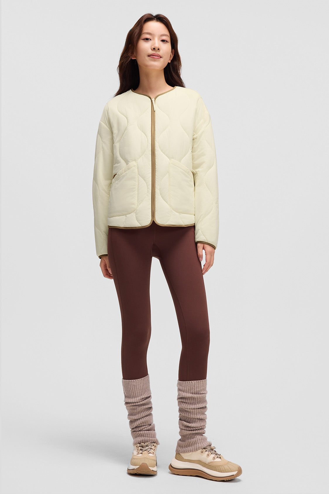 beneunder roundtrail womens medium warmth round neck fleece jacket #color_beige