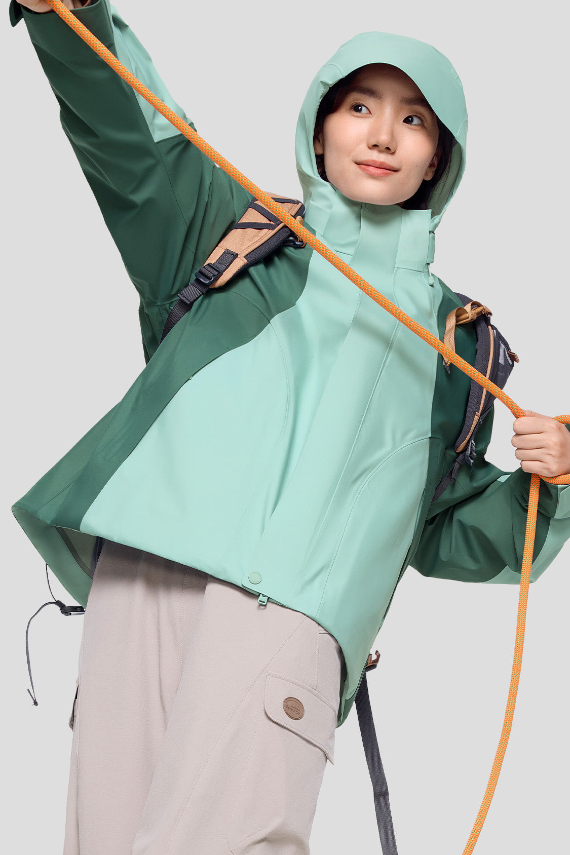 beneunder women's jacket #color_misty island green & misty green