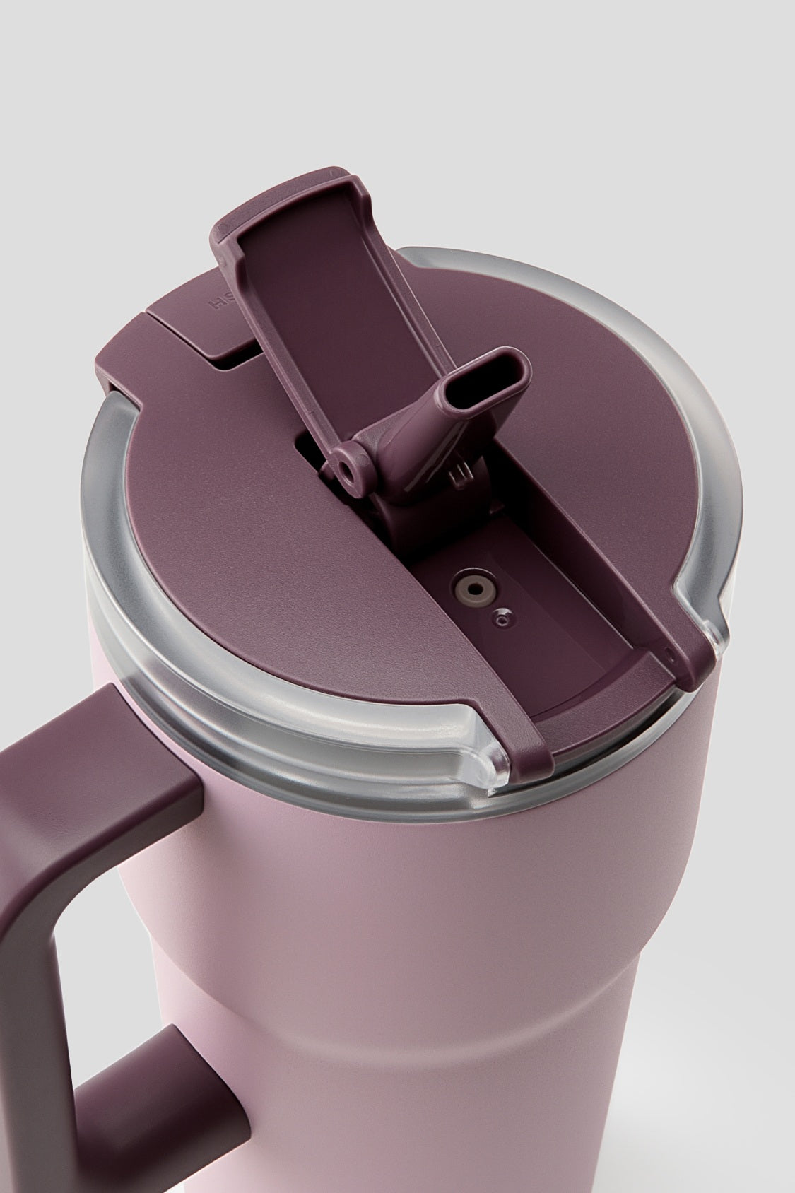 Large-Capacity Insulated Bottle with Straw LC016