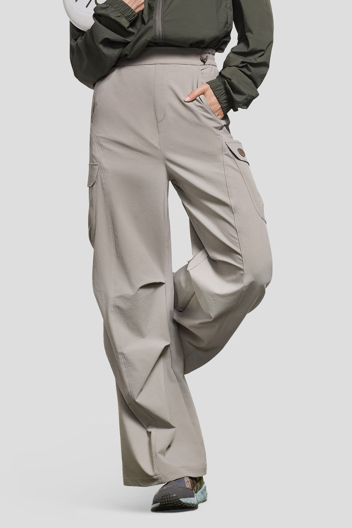 women's cargo pants #color_silver leaf gray